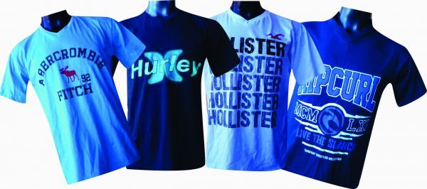 Camiseta gola em V